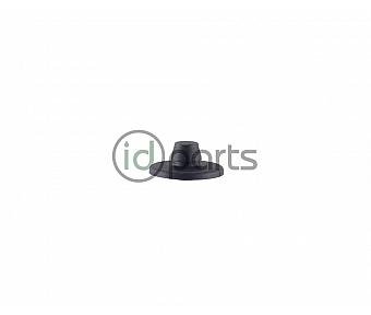 Floor Mat Round Retaining Clip Top (A4)