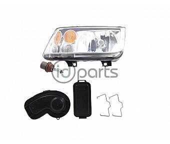 Jetta Headlight w/ Fog - Right [TYC] (A4)