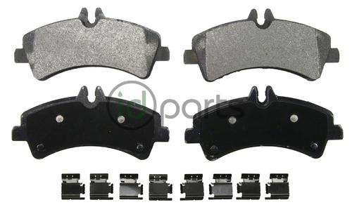 Wagner "Severe Duty" Rear Brake Pads (NCV3 3500 DRW) Picture 1