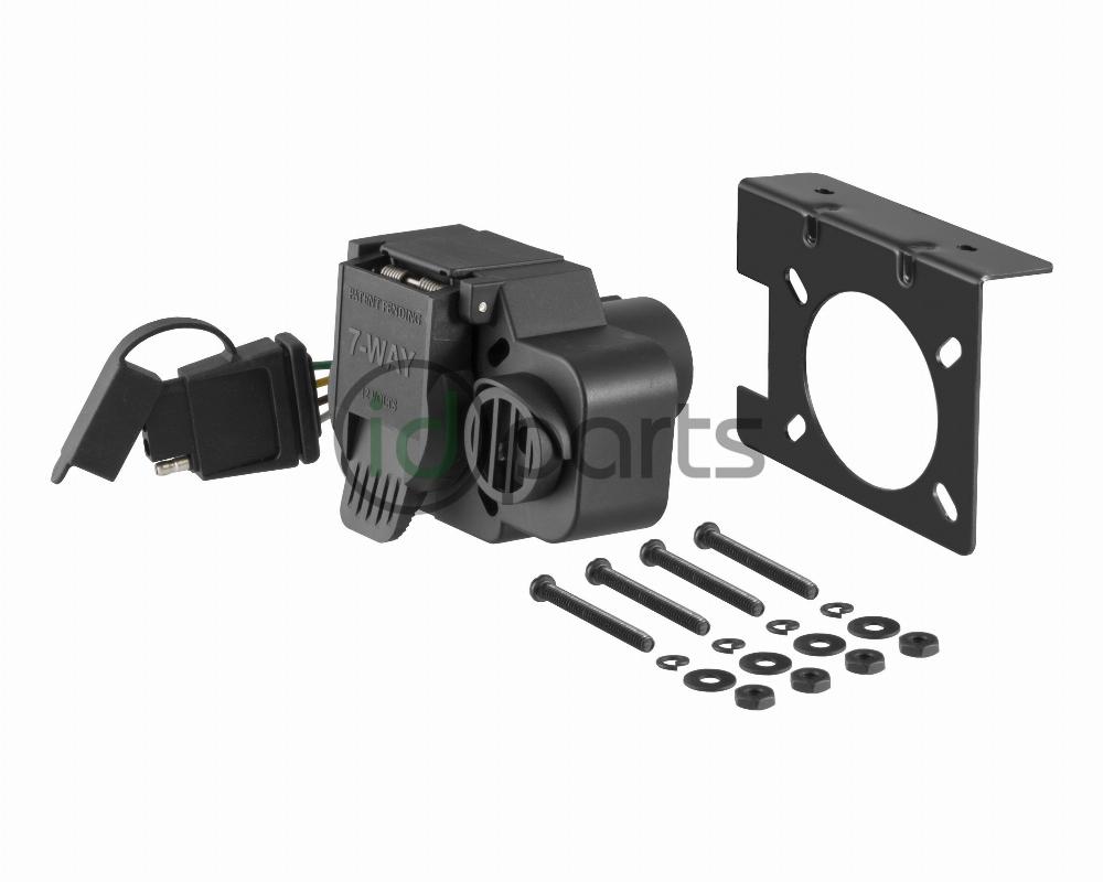 Dual Output (7 and 4) Way Connector w/ Backup Alarm (WK2) Picture 1