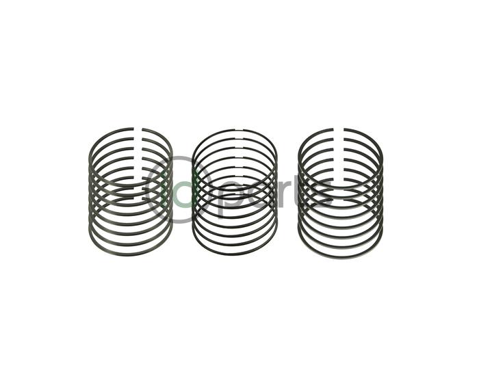 Piston Ring Set (6.4L) Picture 1